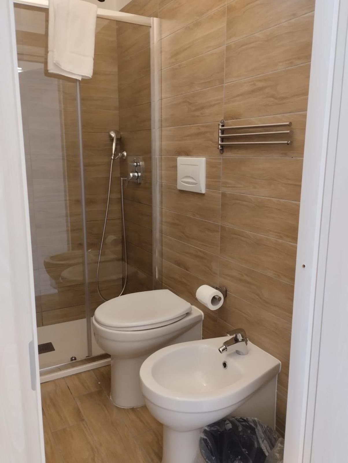 Residence E Appartamenti Cavallerizza Neapol Zewnętrze zdjęcie