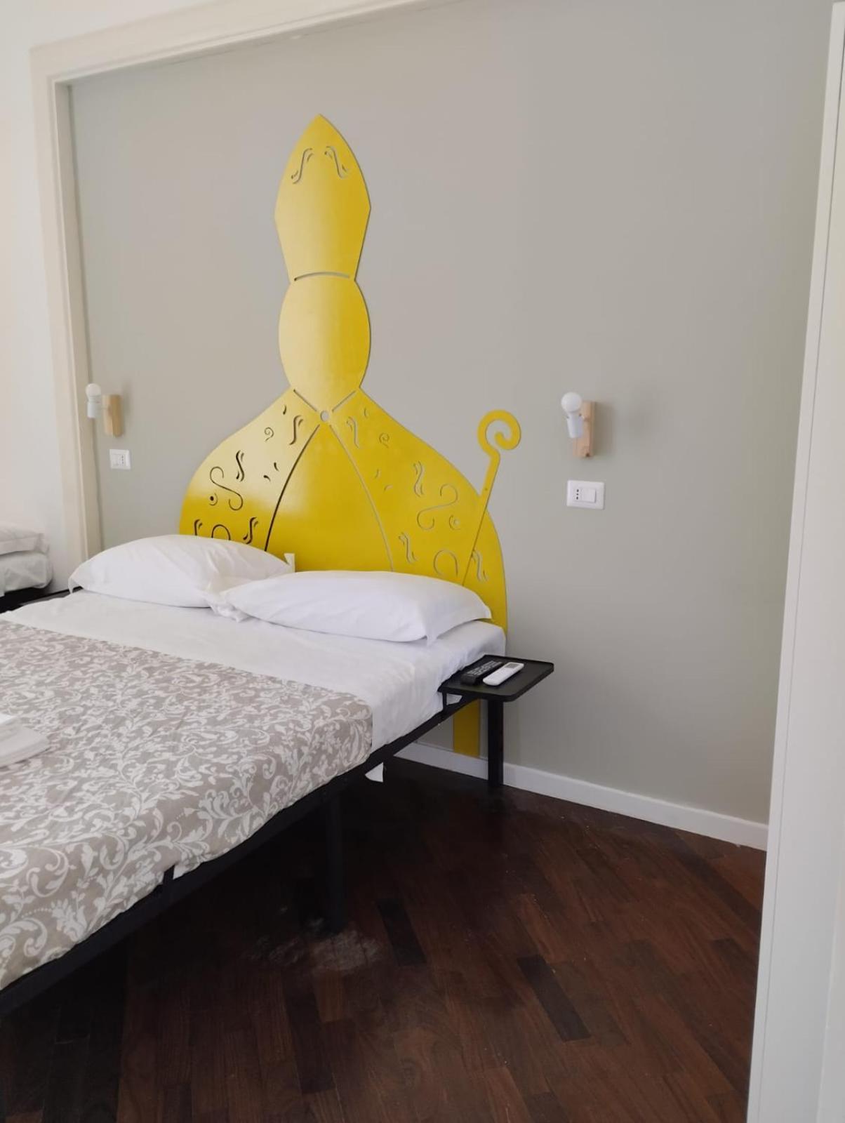 Residence E Appartamenti Cavallerizza Neapol Zewnętrze zdjęcie